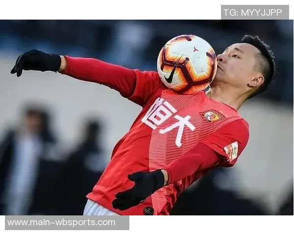 比尔西蒙斯看好黄蜂前景期待三球表现提升赢得球迷信任