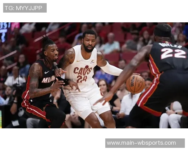 热火团队表现出色十人轮换八人得分七人上双展现强大实力